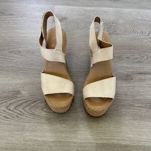 Wedge sandals